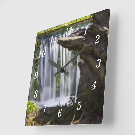 Waterfall gerichte wandklok (Hoek)