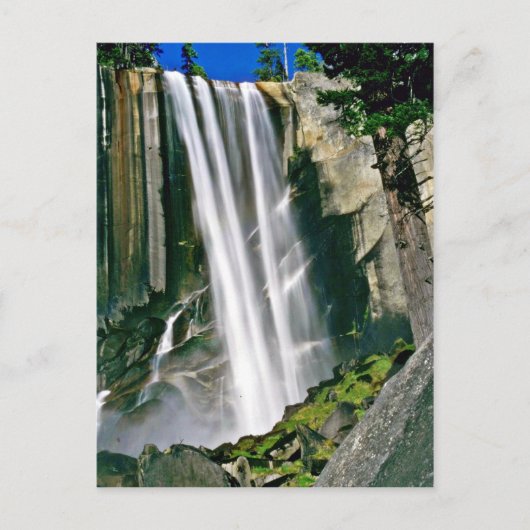 Waterfall Over Rock Cliffs Briefkaart (Voorkant)