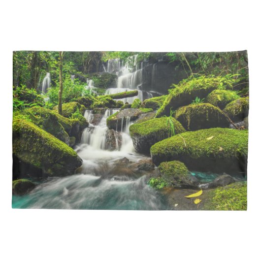 Waterfalls | Phu Tub Berk Mountain, Thailand Kussensloop