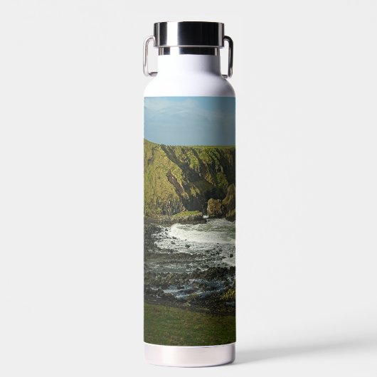 Waterfles voor de kust van Noord-Ierland (Voorkant)