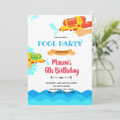 Watergevecht zwembad waterslide verjaardagsuitnodi kaart (Staand voorkant)