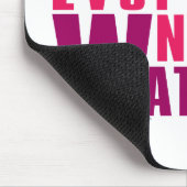 Waterjongetvolleybal in roze muismat (Hoek)