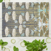 Waterlelies, libellen, moeras art nouveau theedoek (Gevouwen)