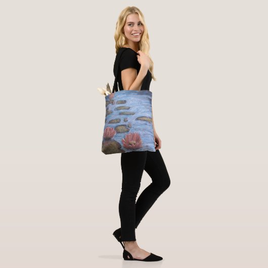 Waterlibinnen Tote Bag (Op model)