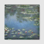 Waterlioenen van Claude Monet,  bloemen Magneet<br><div class="desc">Water Lilies (1906) van Claude Monet is een impressionisme in het kunstlandschap schilderij. Het is een van de vele variaties van waterlelie schilderijen die Monet schilderde in zijn bloemtuin in Giverny, Frankrijk. Waterlelijke bloemen in een veerseizoen vijver. Over de kunstenaar: Claude Monet (1840-1926) was een oprichter van de Franse impressionistische...</div>