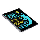 Waterpolospelers zijn mermaïden in de strijd notitieboek (Rechterzijde)