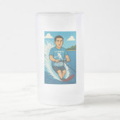 Waterskier with a racquetball shirt matglas bierpul (Center)