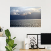 Waterspout in zee poster (Thuiskantoor)