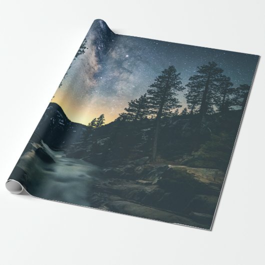 WATERSTOF TUSSEN BOMEN CADEAUPAPIER (Uitgerold)