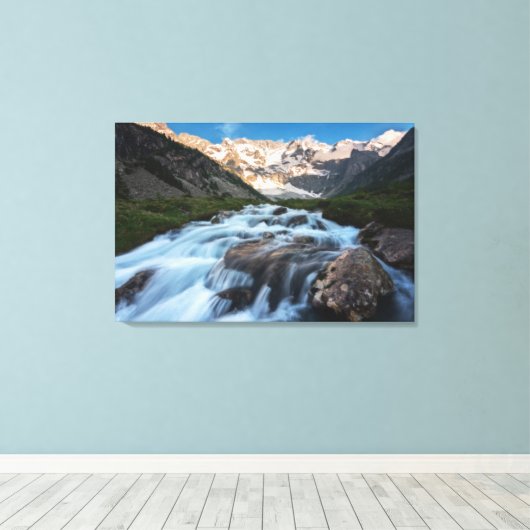 Waterval | Aviolo Lake, Italië Canvas Afdruk (Insitu (Houten vloer))