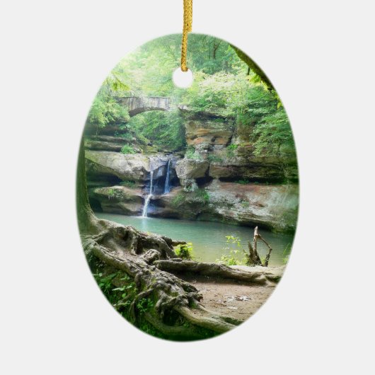 Waterval bij het oude Man Cave Ornament (Voorkant)