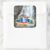Waterval en boot vierkante sticker (Tas)