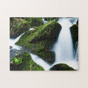 waterval groene steen legpuzzel