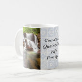 Waterval in de herfst bij de Queimadela Dam Koffiemok (Voorkant links)