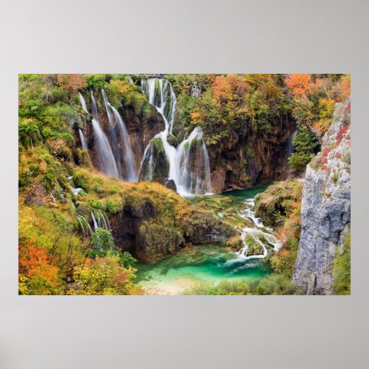 Waterval in de meren van Plitvice Poster (Voorkant)