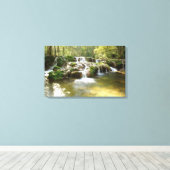 Waterval in het bos canvas afdruk (Insitu (Houten vloer))