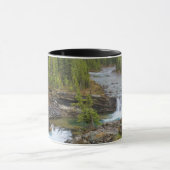 Waterval in het Canadese Rocky Mountains Mok (Midden)