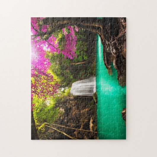 Waterval in het herfstbos legpuzzel (Verticaal)