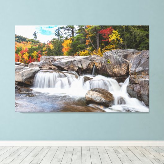 Waterval in het najaar canvas afdruk (Insitu (Houten vloer))