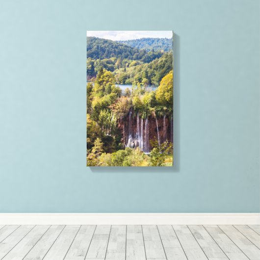 Waterval in het Nationaal Park Plitvice - Kroatië Canvas Afdruk (Insitu (Houten vloer))