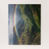 Waterval in Lush Canyon met Rainbow op Kauai Legpuzzel (Verticaal)