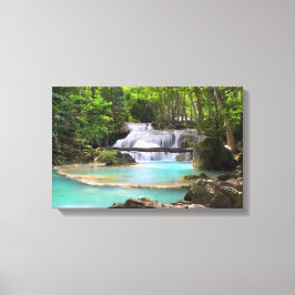 Waterval in tropisch bos canvas afdruk