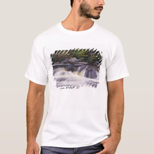 Waterval, Kancamagus Highway, White T-shirt (Voorkant)