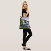 Waterval | Kirkjufellsfoss, IJsland Tote Bag (Op model)