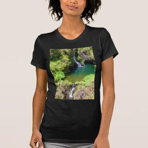 Waterval langs de weg naar Hana, Maui, Hawaii T-shirt