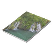 Waterval, Nationaal Park Plitvice Lakes en Notitieblok (Linkerzijde)