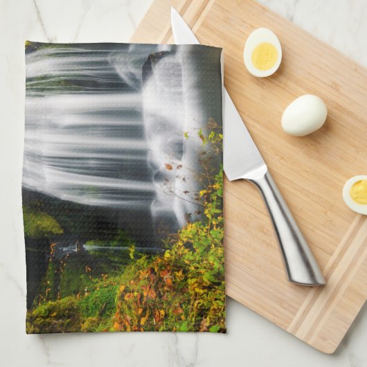 Waterval | Triberg Waterfall, Duitsland Theedoek (Quarter Fold)