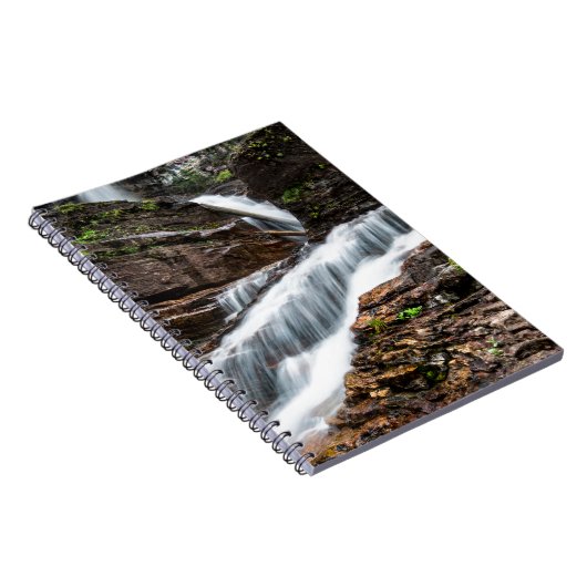 waterval van de Cascading Mountain Notitieboek (Rechterzijde)
