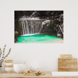 Waterval verbluffend turquoise water meer Jasna, S Poster