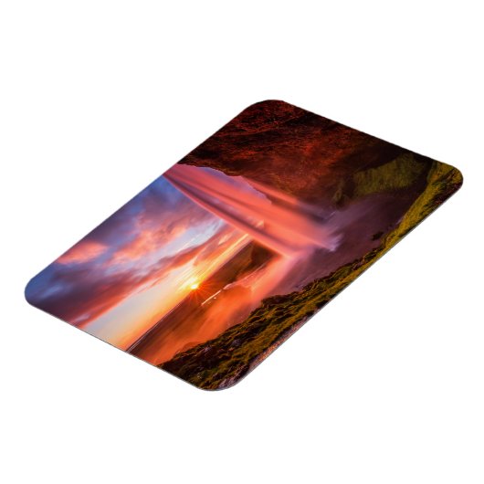 Waterval | Waterval in Seljalandsfoss Magneet (Linkerzijde)