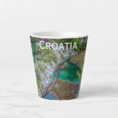 Watervalcascade in het Plitvice-park Latte Mok (Voorkant)