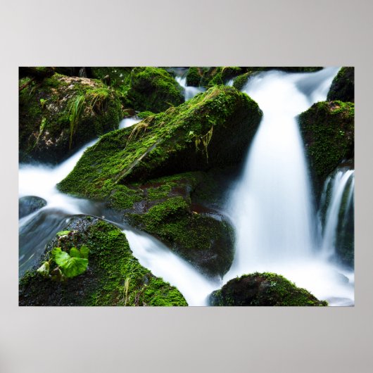 Watervalgroene steen poster (Voorkant)
