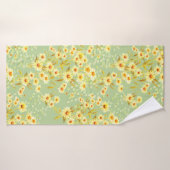 Waterverf afbeelding van daisy bloemen op een lich badhanddoek (Badhanddoek)