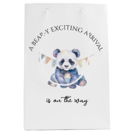 Waterverf baby panda met brandende vlaggen medium cadeauzakje