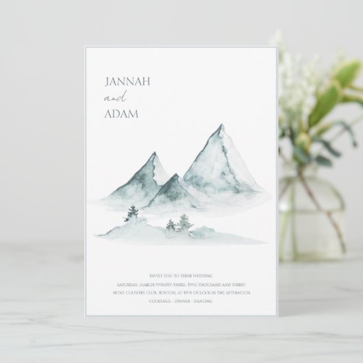 Waterverf Berggroen Wit Winterbruiloft Kaart (Staand voorkant)