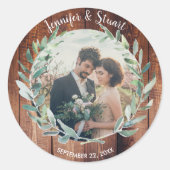 Waterverf bladeren op rustieke hout foto Bruiloft Ronde Sticker (Voorkant)