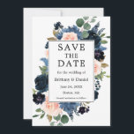 Waterverf Blauw roze Lijst Save The Date<br><div class="desc">Moderne Elegant Waterverf Dusty Blue en Pink Blush Floral Lijst Wedding Save The Date Verloving Announcement Kaart bevat roze rozen,  blauwe rozen,  blauwe bloemen,  eucalyptusbladeren en botanische groen. Roze terug.</div>