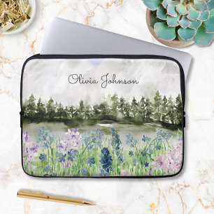 Waterverf Blauwe Paarse Bloemenweide op Berg Laptop Sleeve