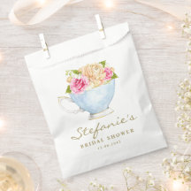 Waterverf Bloemen in Theekop Bruidsdouche