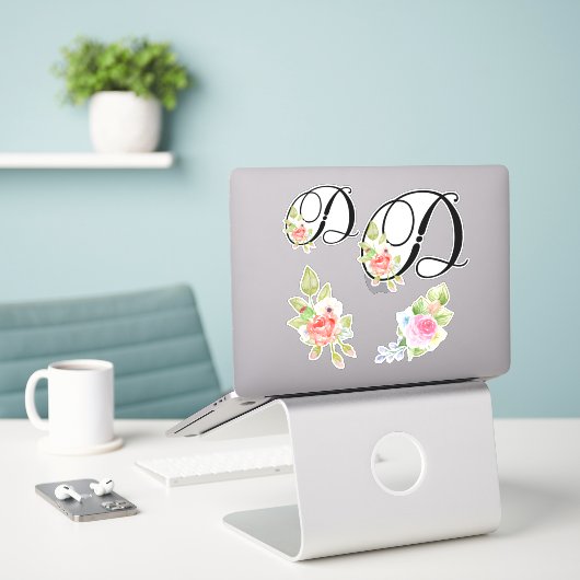 Waterverf Bloemen Script Monogram Letter D Sticker (Laptop op bureau)
