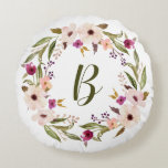 Waterverf bohemien bloemenkrans monogram rond kussen<br><div class="desc">Boheems geïnspireerd rond kussen met waterverf paarse en ivoren bloemen met loof krans. Dit aanpasbare monogram ronde kussen is perfect als een persoonlijk geschenk.</div>