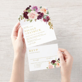 Waterverf bordeaux en perzik bloemen herfst bruilo all in one uitnodiging