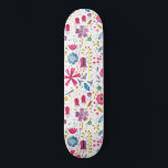 Waterverf Botanische wilde bloem Hedgerow schilder Persoonlijk Skateboard<br><div class="desc">Een  modern schilderij van de waterverf van bloemen en bladeren in rijke herfstkleuren,  verspreid over een witte achtergrond.</div>