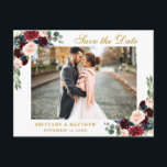 Waterverf Bourgogne Blauw Bloemen Goud Save the Da Aankondigingskaart<br><div class="desc">Waterverf Floral Burgundy Blue Save the Date Verloving Briefkaart</div>