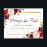 Waterverf Bourgogne Bloemen Goud Verander de datum Briefkaart<br><div class="desc">Het Date Wedding Uitstel Briefkaart heeft bordeauxrode Waterverven,  roze rozen,  groen en een gouden lijst.</div>