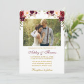 Waterverf Burgundy Floral Gold Photo Wedding Kaart (Staand voorkant)